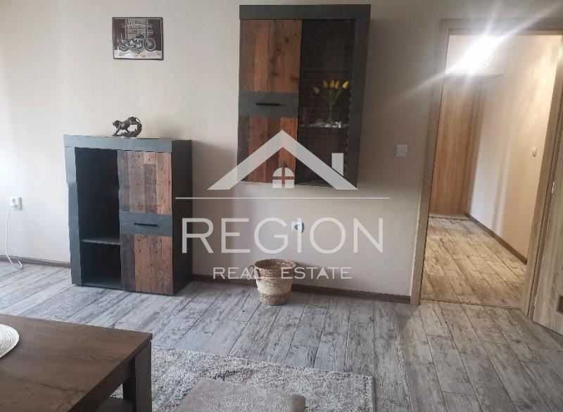 Дава се под наем Тристаен апартамент в Варна, Цветен квартал - 100 кв.м за 612 € - Снимка #2