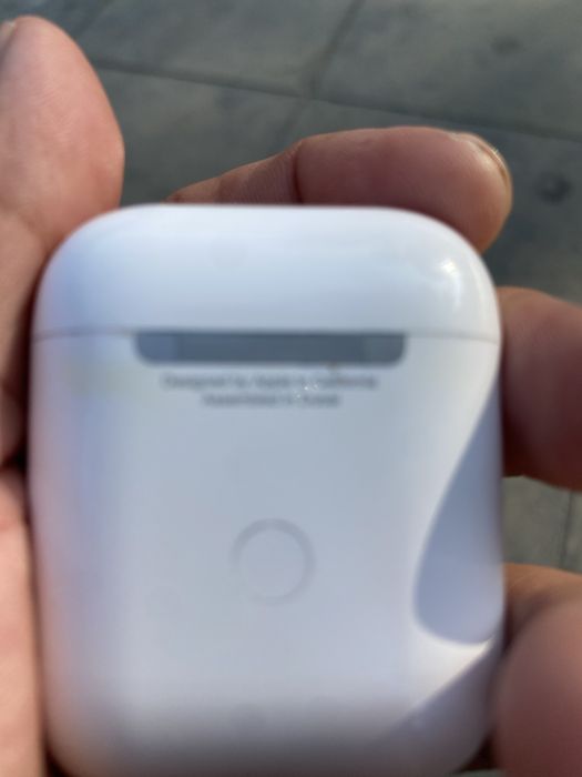 Продам Airpod A2038
