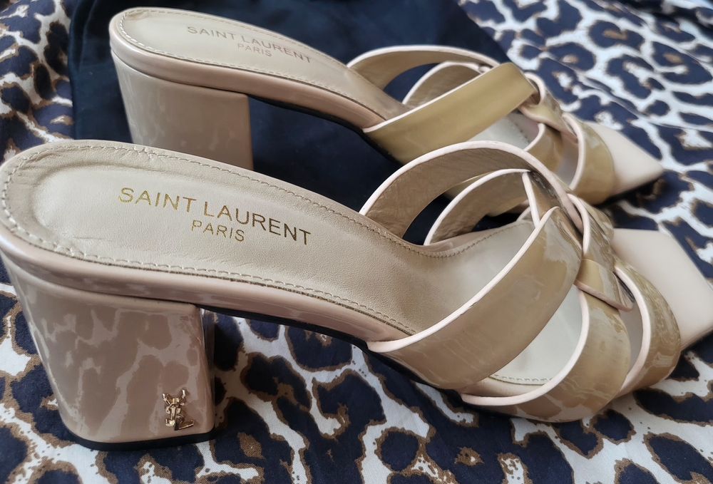 Saint Laurent ,Paris чехли н.38