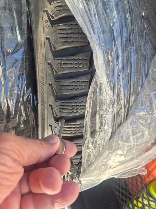 4 бр. зимни гуми MICHELIN 255/55 R18