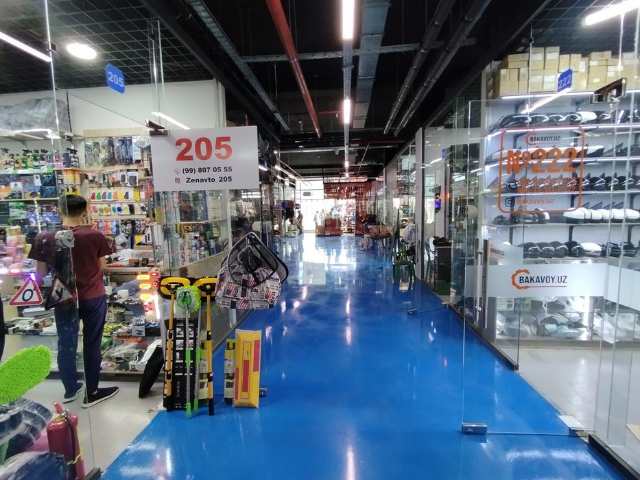 Продаётся нежилое помещение в торговом центре Scopus Mall  40 м2