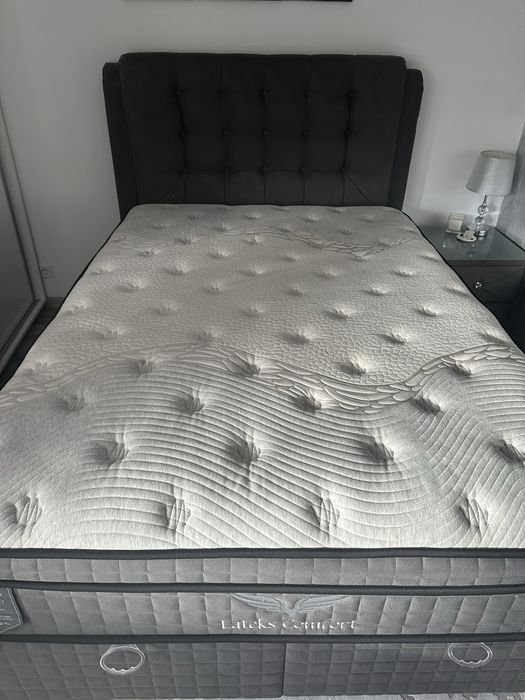 Pat tapitat Luxury, saltea ortopedica, noptiera