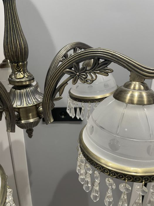 Продается люстра б/у в отличном состоянии