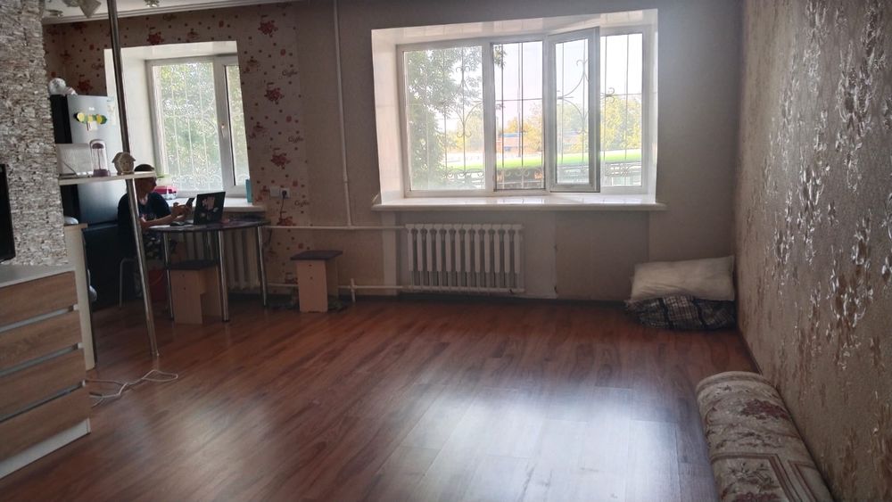 Продам 2 комнатную квартиру