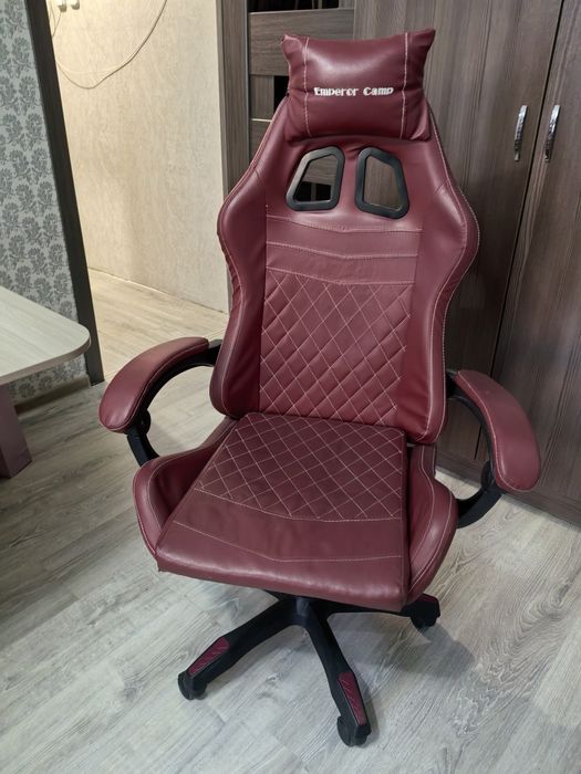 Игровое кресло Anda Seat