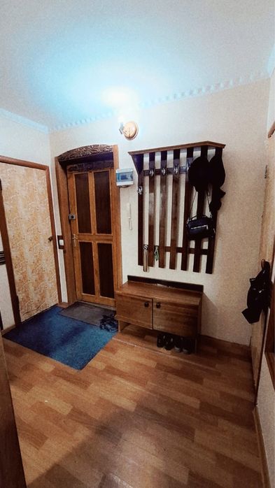Продам 2 комнатную квартиру