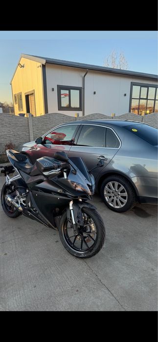 Yamaha YZF R125 2014