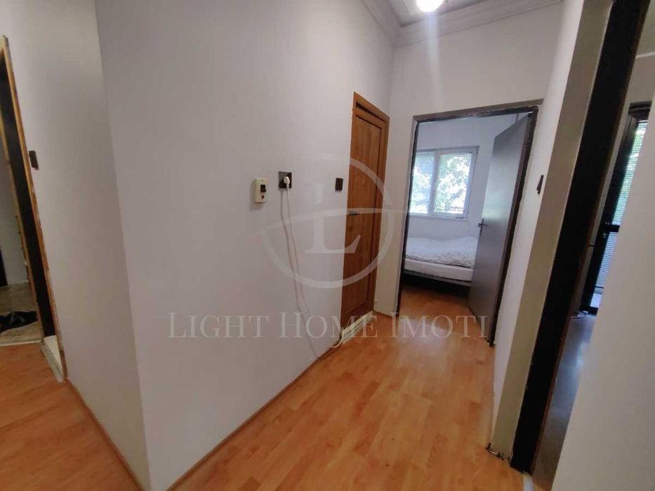 Продава се Тристаен апартамент в Пловдив, Тракия - 80 кв.м за 1688 €/кв.м - Снимка #8