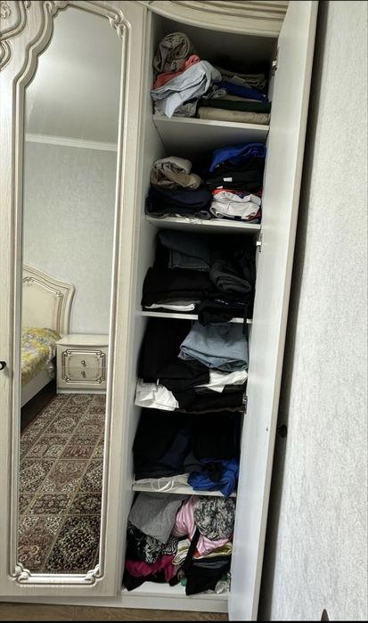 Спальный гарнитур