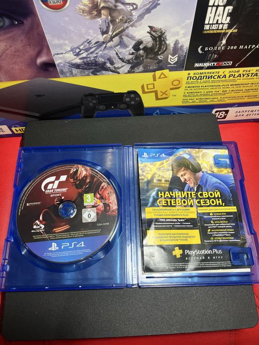 Ps4 и руль в хорошем состояний