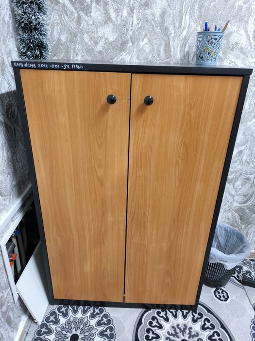 Срочно продам офисную мебель