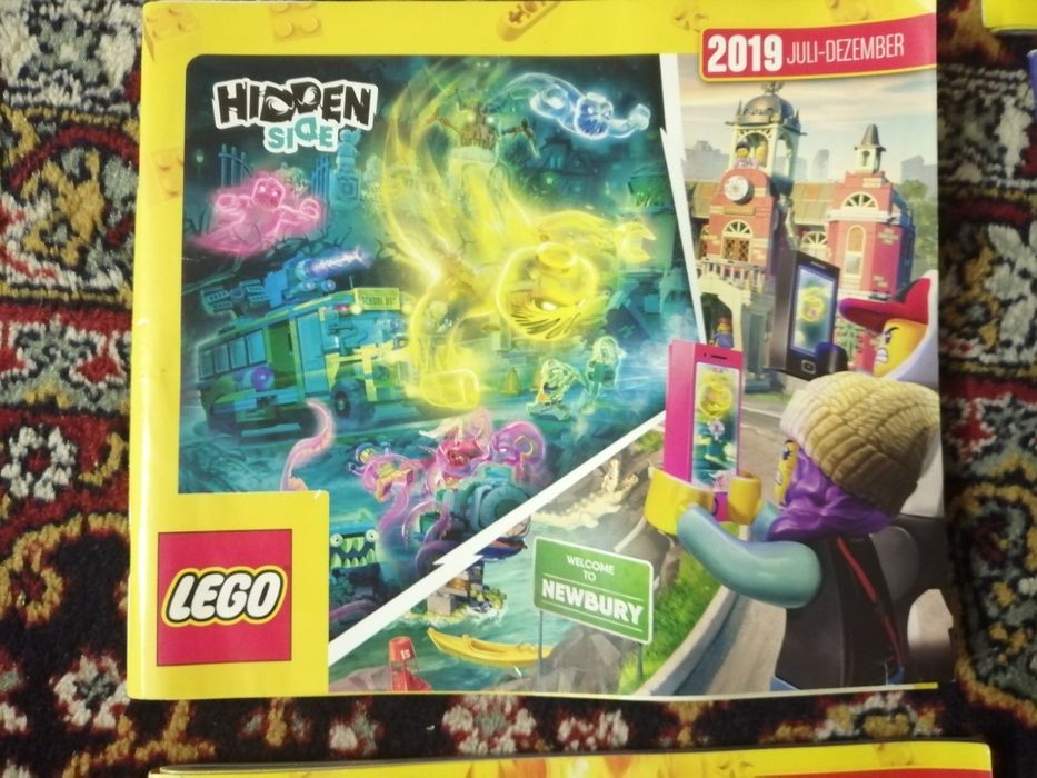 Лего каталози от различни години