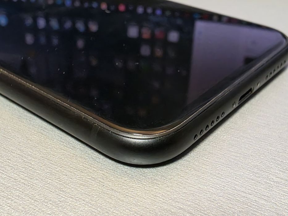 iPhone XR 64GB black