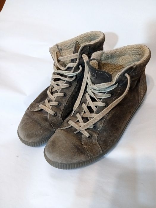 Ghete imblanite Legero piele intoarsa  nr 42 / 8 piele naturala