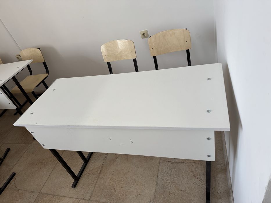 Парта учебная новая