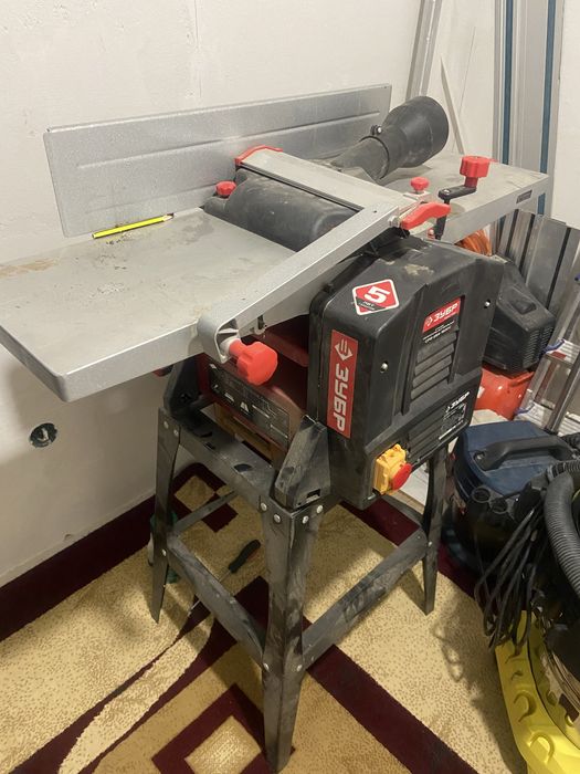 Продам фуговально-рейсмусовый станок ЗУБР