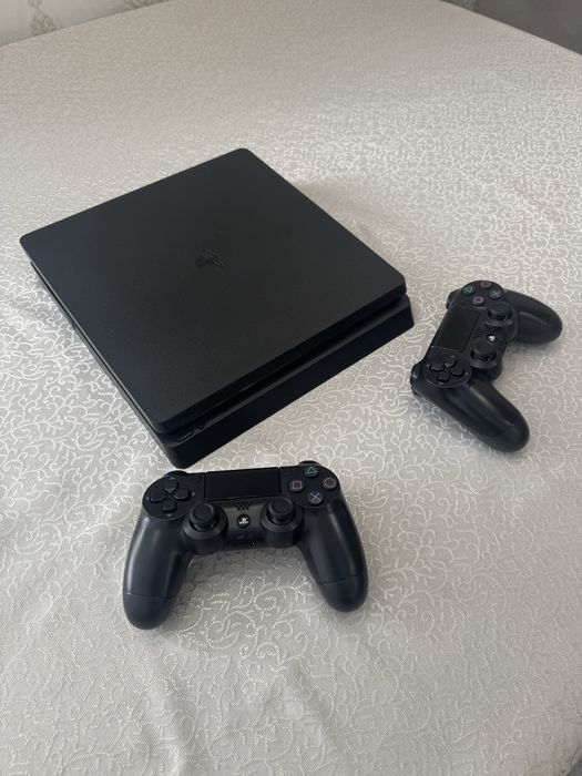 Продам Ps4 slim на 1тб