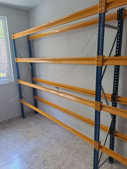 Голям стелаж метален