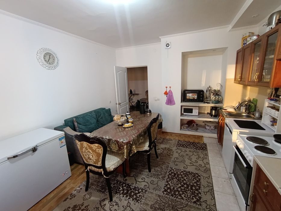 Продам 2 комнатную квартиру