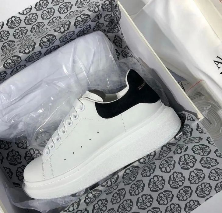 Alexander McQueen Нови Дамски Маратонки [36-40 Номер]