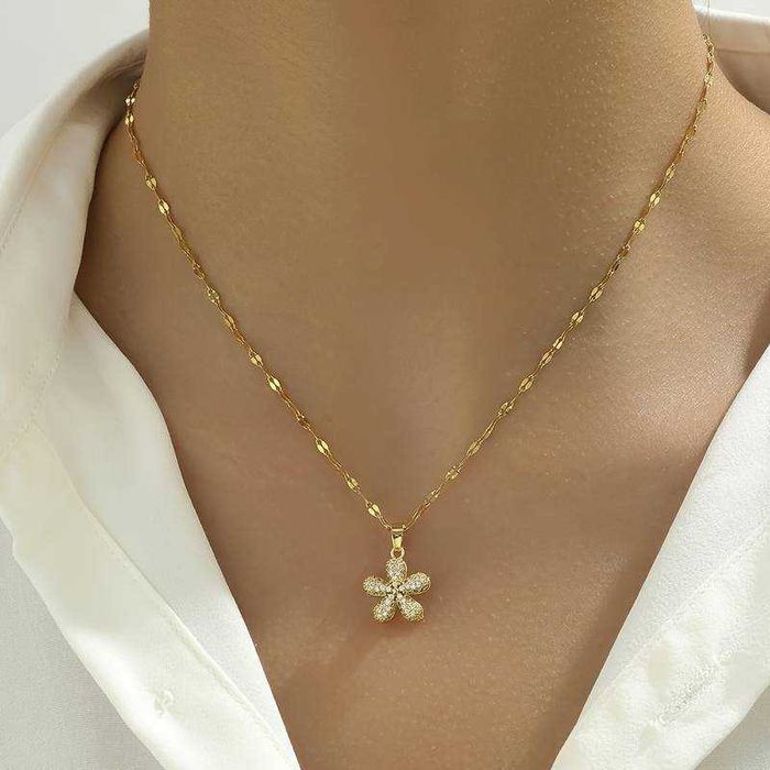 Дамски колиета от медицинско злато