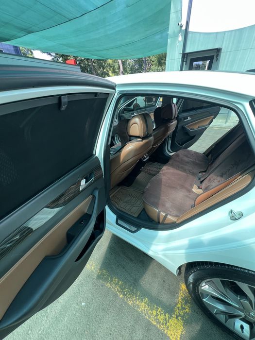 Hyundai sonata srochnaa sotiladi