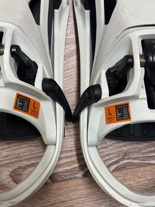 Продам ботинки с креплениями