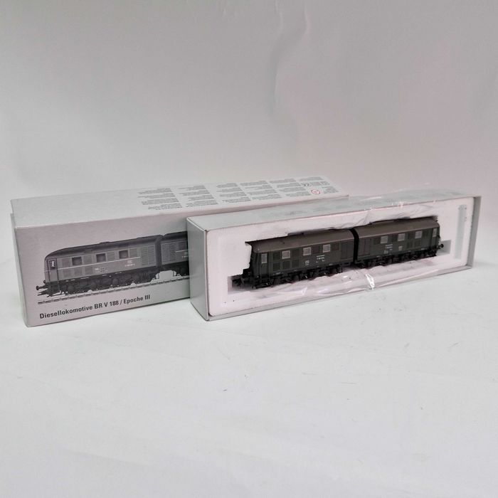 Liquid Money vinde - Macheta Locomotiva diesel Marklin H0 37283 NOU