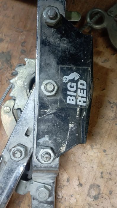 Продам лебёдку не дорого