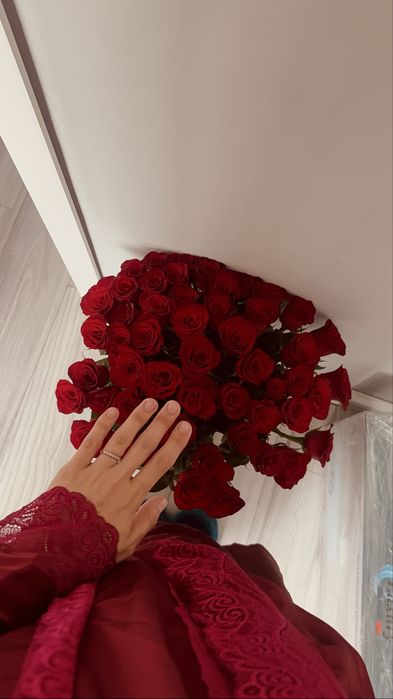 Свежие розы 51 шт