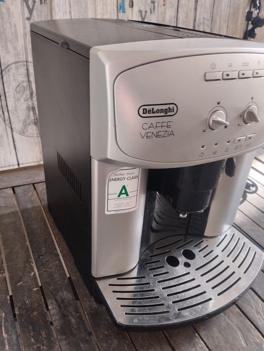 Кафе машина delonghi venezia