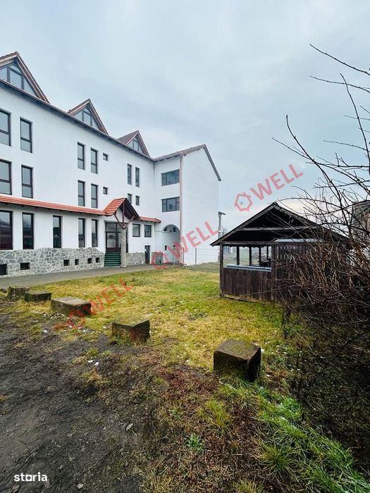 De vânzare complex de clădiri în Baraolt
