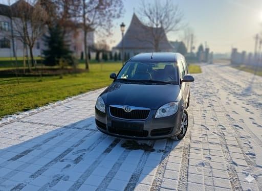 – SKODA Roomster 2010/ 1.4 Benzina


– SKODA Roomster 2010/ 1.4 Benzin