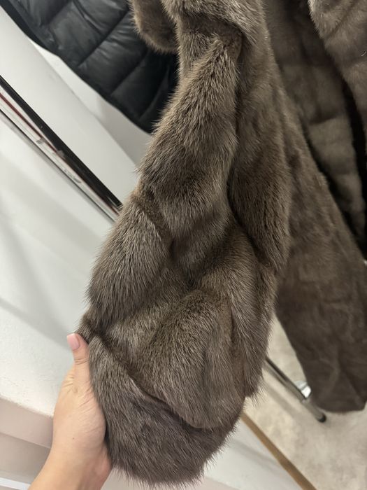 Продам норка шубу оригинал. Качества супер.