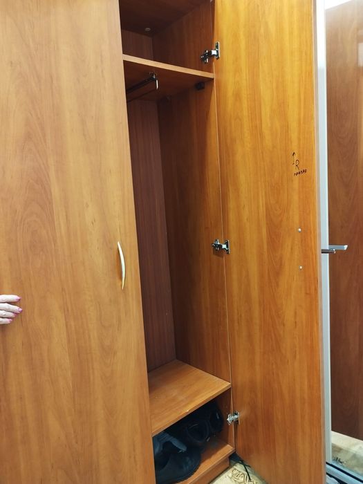 Шкаф в прихожую  с