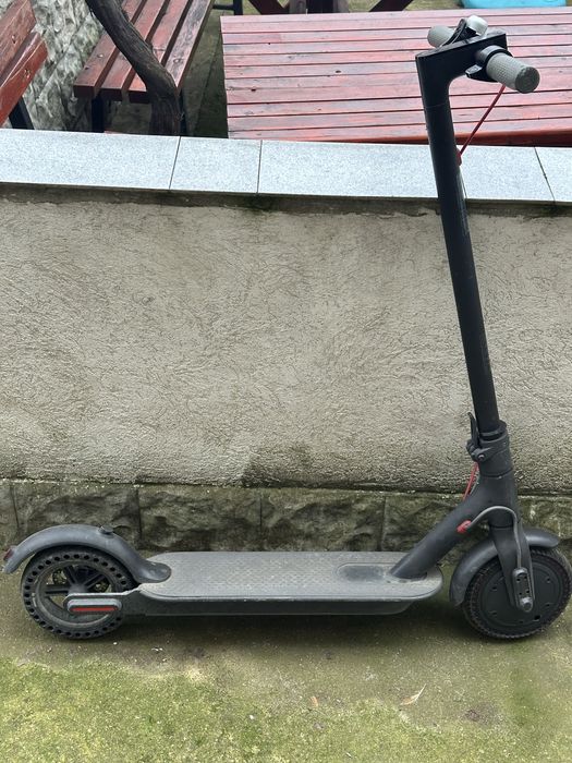 Електрическа тротинетка/скутер Xiaomi M365 нови гуми, екран, ремап