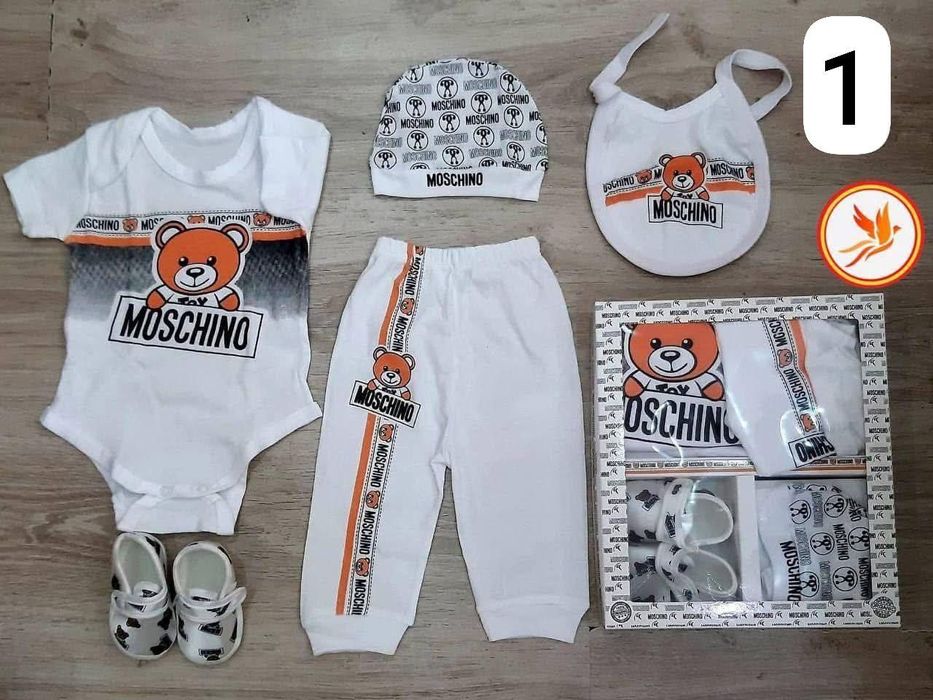 Seturi bebe unisex bumbac 0_6 luni