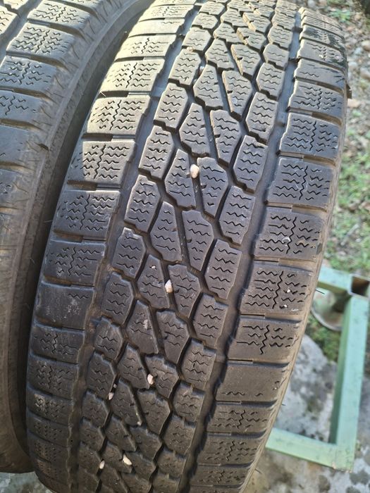 2 Anvelope de iarnă   205 65 r16C Firestone
