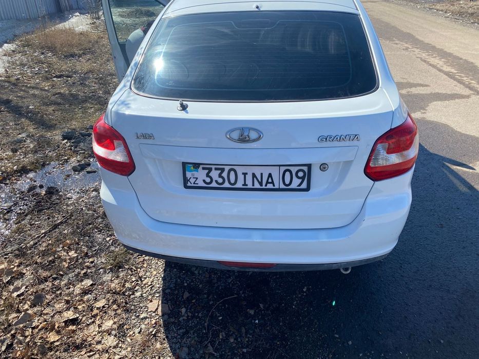 Ваз Лада 2015 год