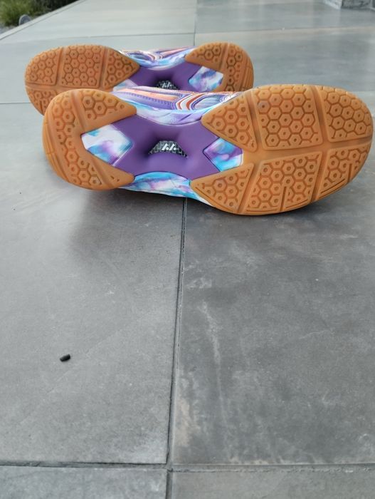 Маратонки нови  43 номер