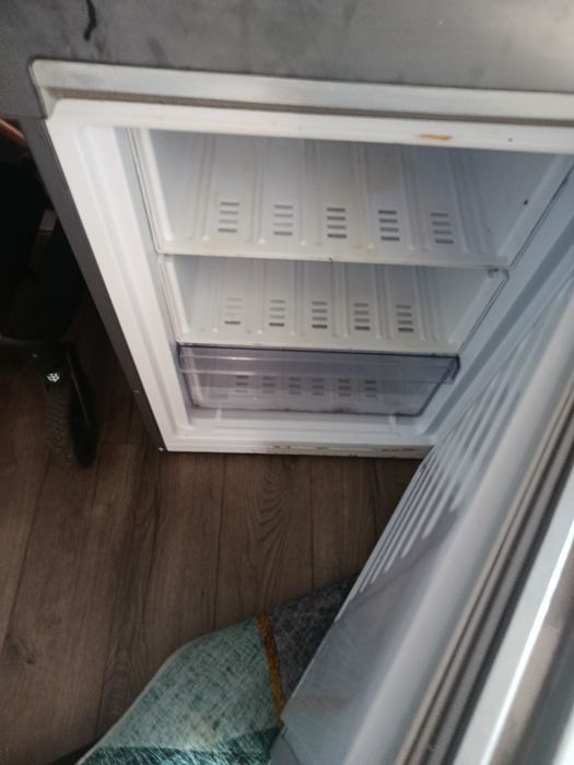 Холoодильник beko