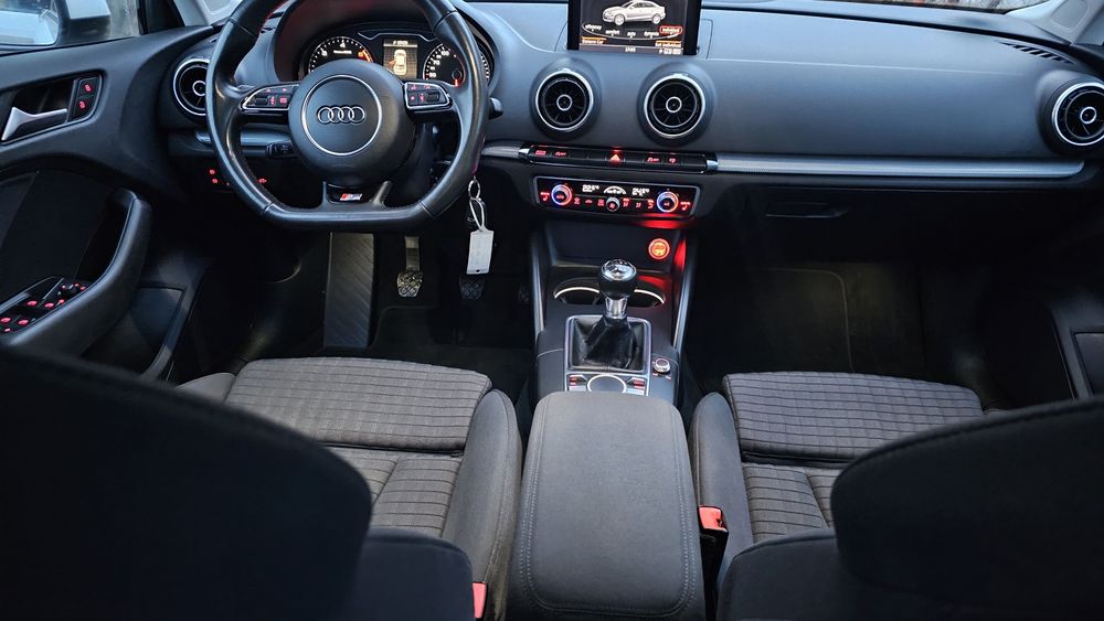 AUDI A3.8V  Limuzină euro6