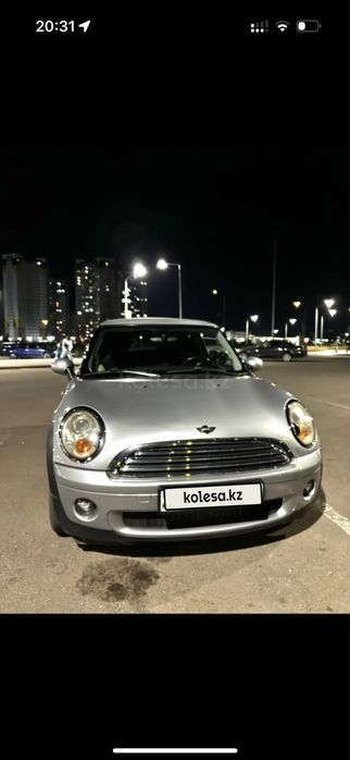 Автомобиль Mini Cooper