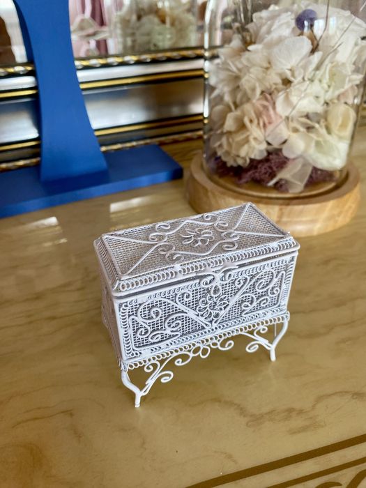 Шкатулка для украшений