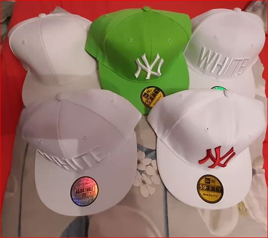 Sapca snapback H&M NEW YORKER etc negru,alb,albastru nou