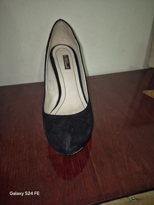 Pantofi piele naturala, toc inalt! O singură purtare