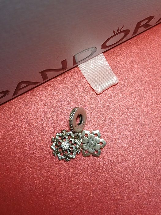 Сребърен талисман Пандора