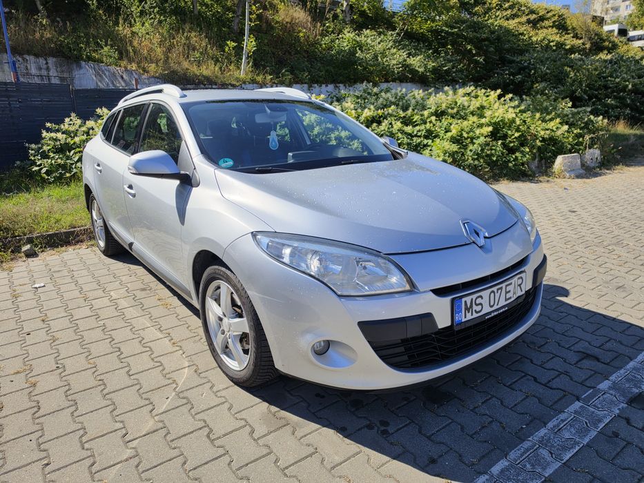 RENAULT Megane 2011 — imagine 2