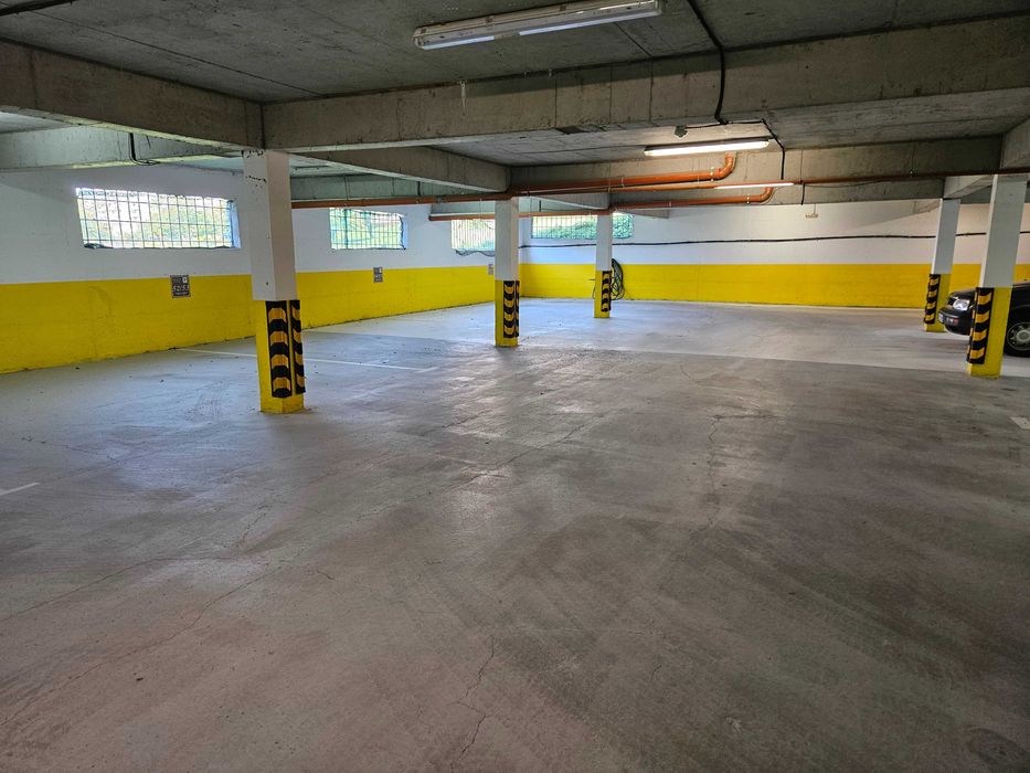 Закрити паркоместа под наем гр. Варна жк. Възраждане III