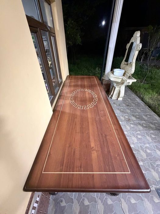 Mebel sotiladi xolati zor